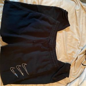 nike bedazzle jogger sweatpants